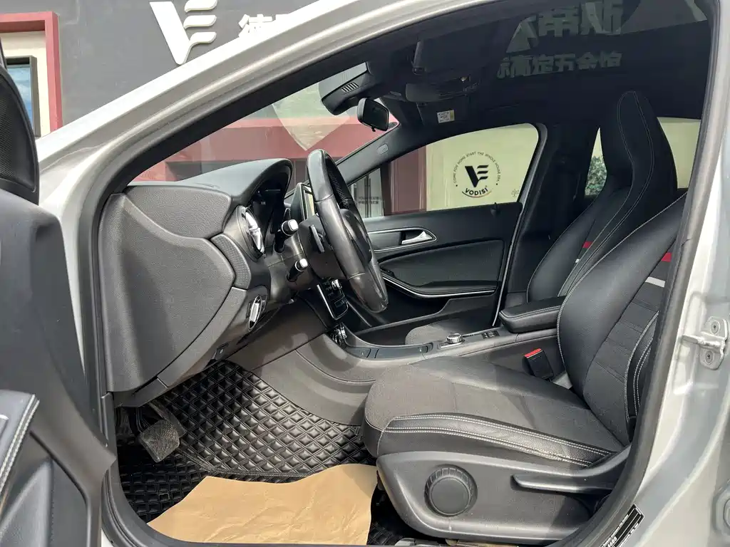 Mercedes-Benz A-Class (Import) A 180 Fashion Type, фото 6