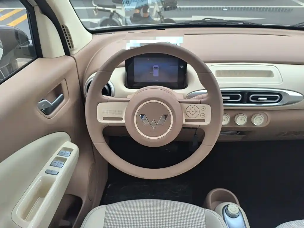 Wuling MINIEV — миниатюра 13