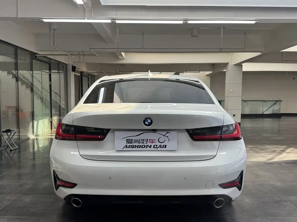 BMW 3 Series — миниатюра 6