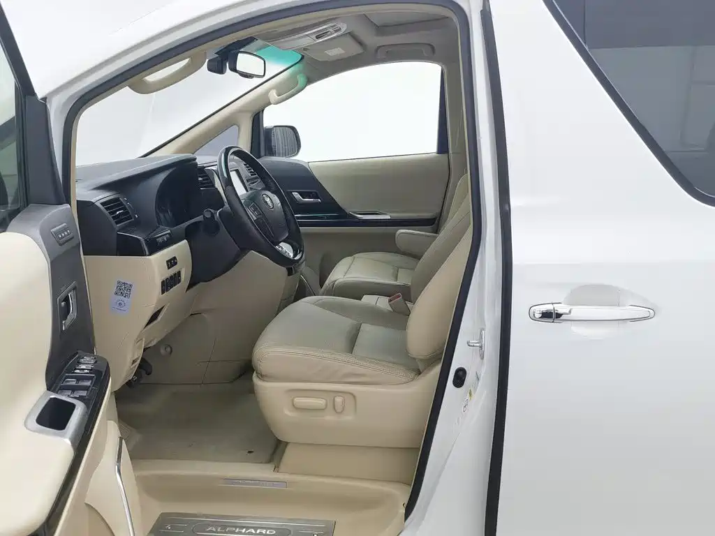 Toyota Alphard 2012 3.5L Luxury