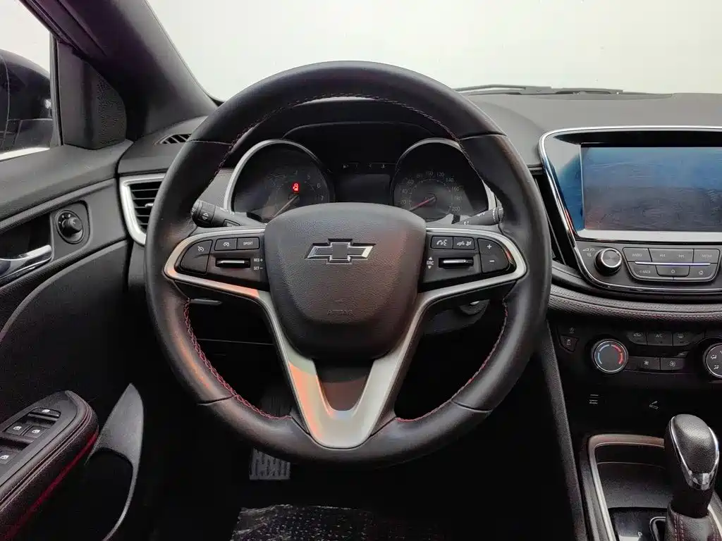 Chevrolet Monza — миниатюра 11