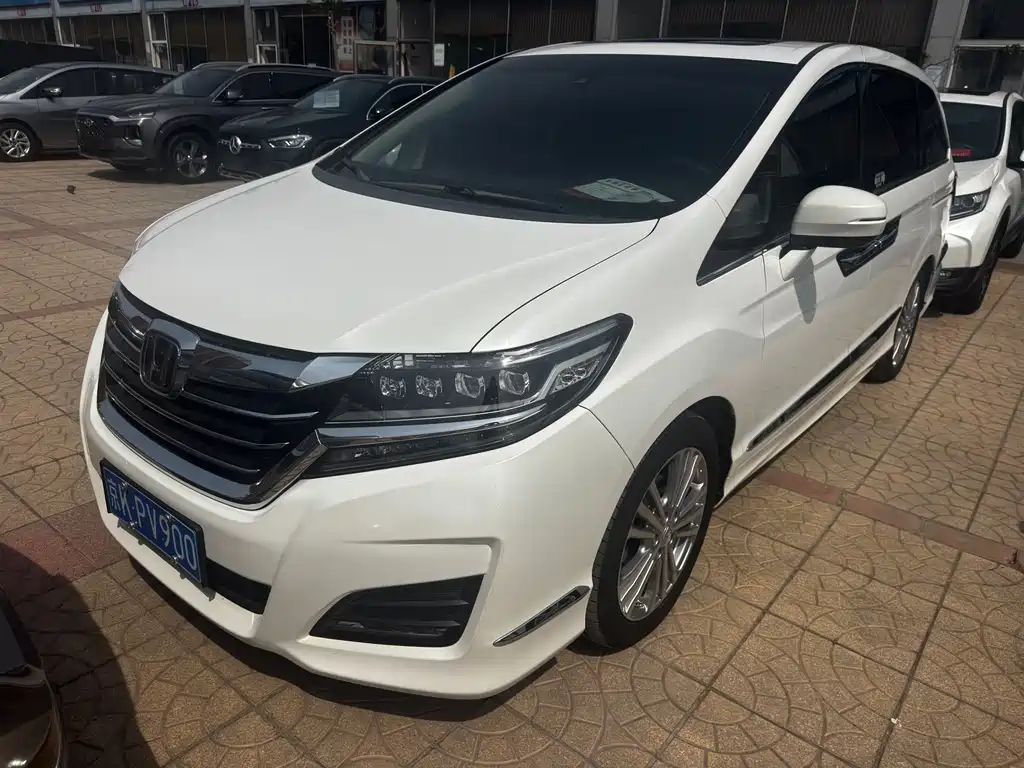 Honda Elysion 2018