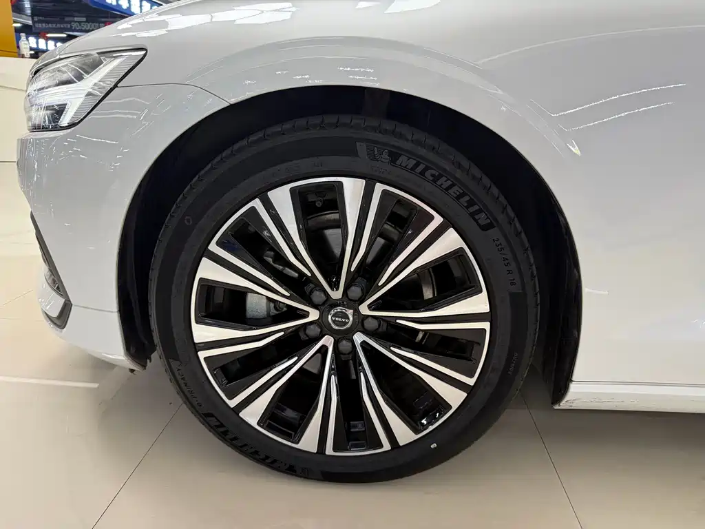 Volvo S60 — миниатюра 12