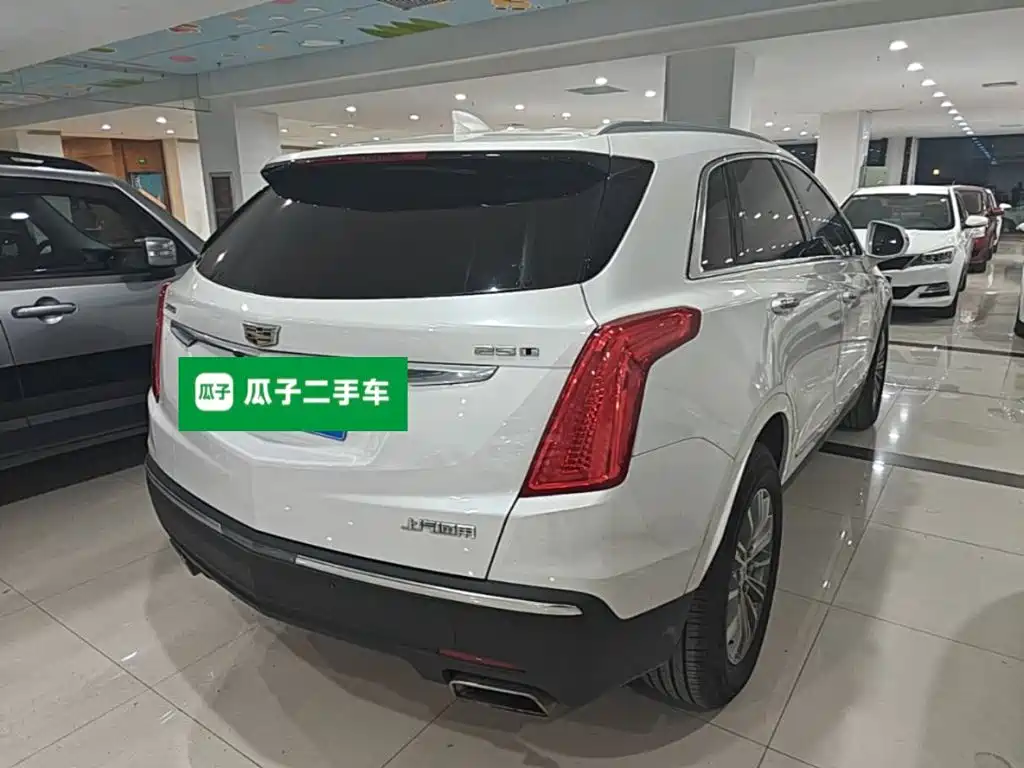 Cadillac XT5 — миниатюра 7