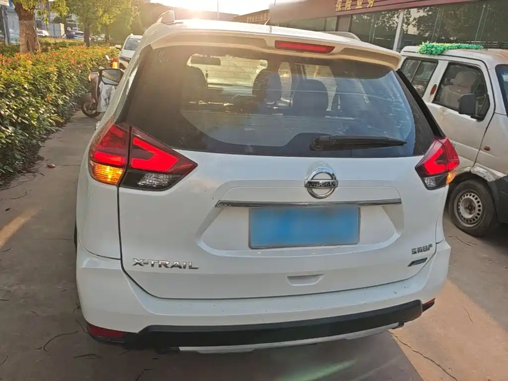 Nissan X-Trail — миниатюра 6