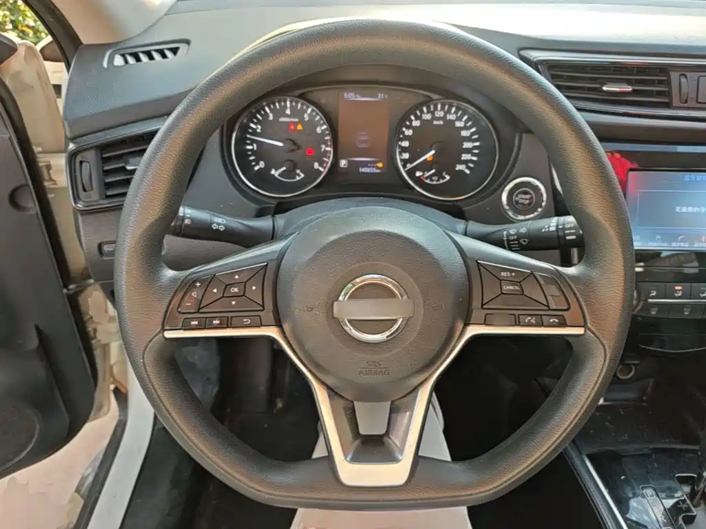 Nissan X-Trail — миниатюра 11