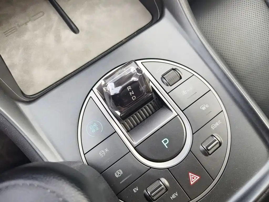 BYD Sealion 05 DM-i — миниатюра 16