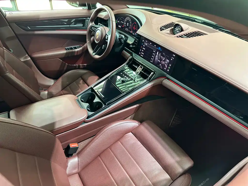 Porsche Panamera — миниатюра 28