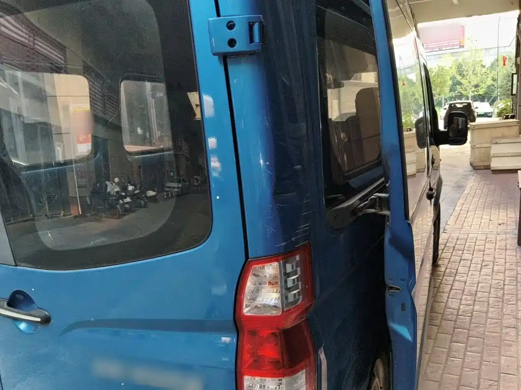 Foton Tuyano — миниатюра 6