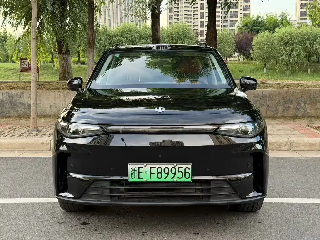 Leapmotor C16 2026 280 6 мест