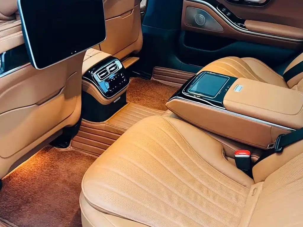 Mercedes-Benz S-Class — миниатюра 6