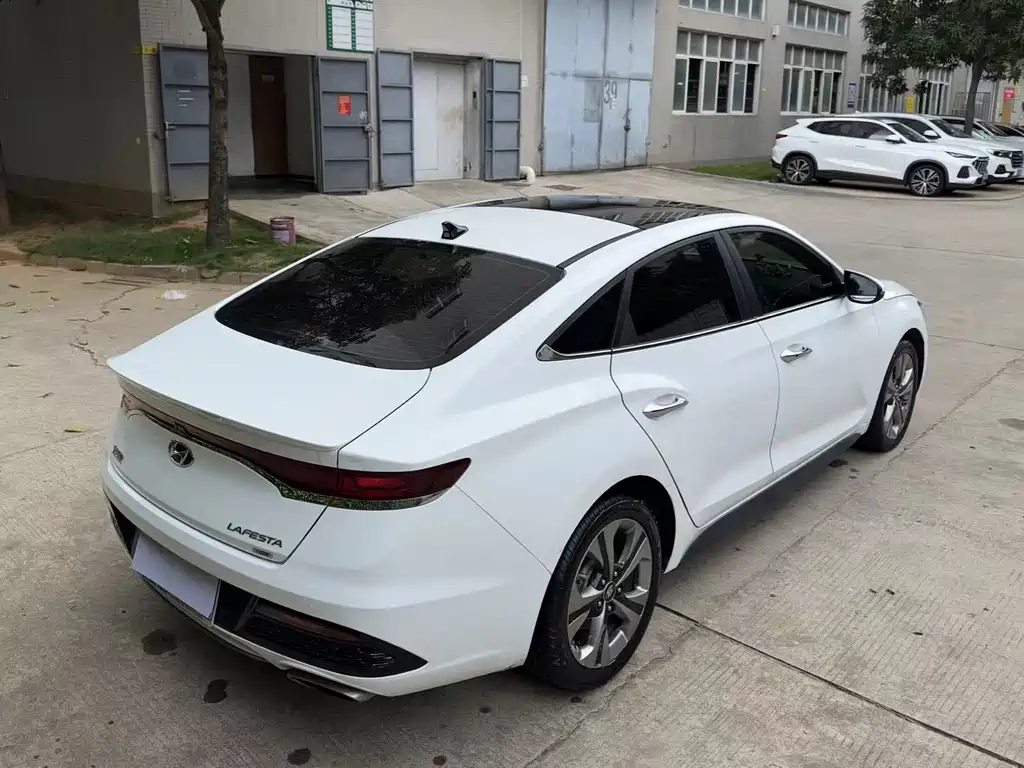 Hyundai Fista — миниатюра 3