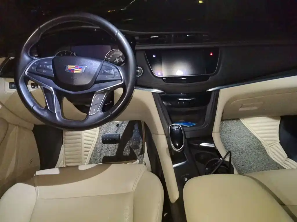 Cadillac XT5 — миниатюра 10