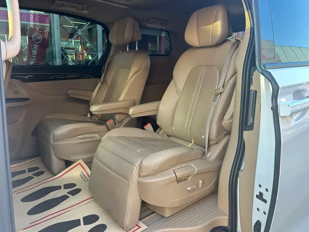 Buick GL8 2017 ES 28T Luxury V