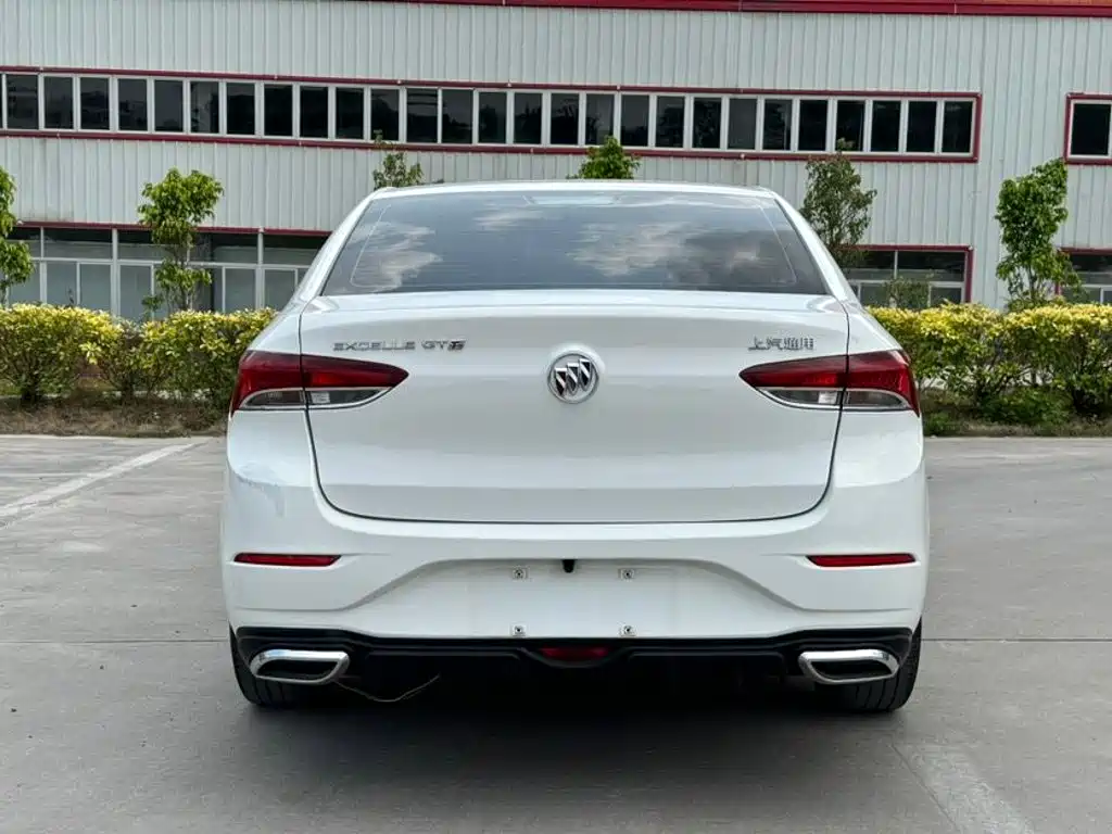 Buick Excelle — миниатюра 8