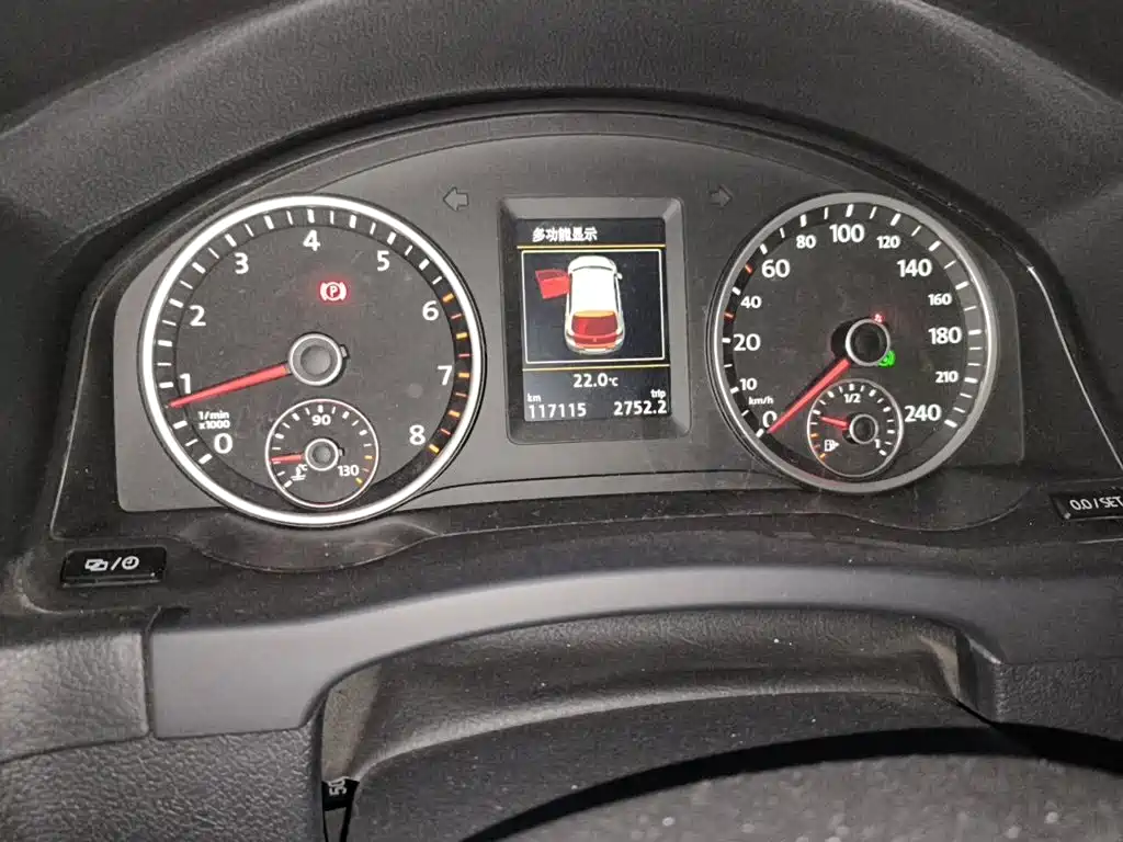 Volkswagen Tiguan — миниатюра 13