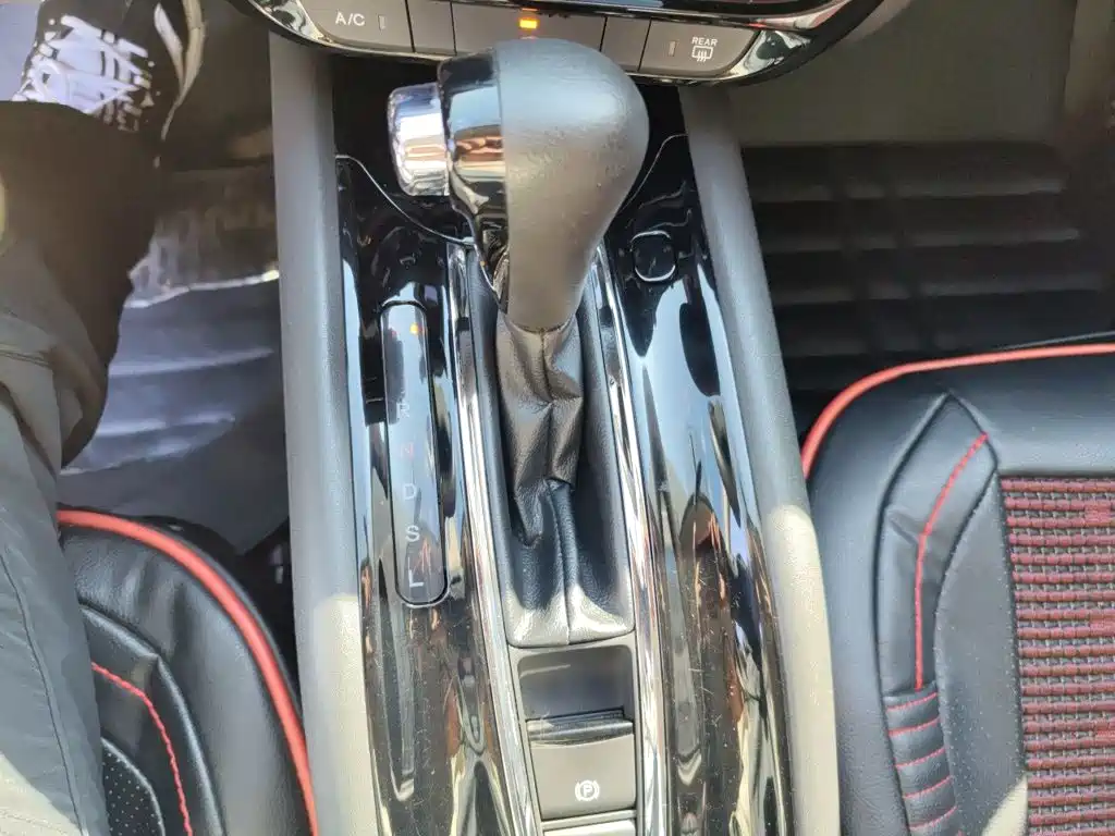 Honda Vezel — миниатюра 10
