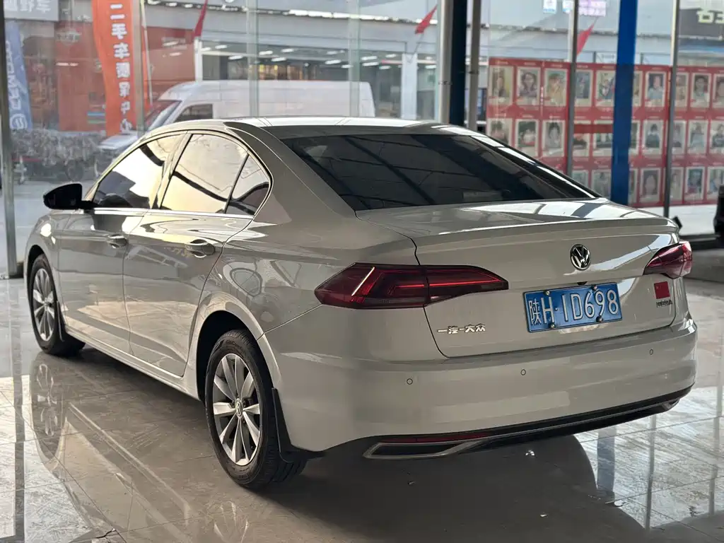 Volkswagen Bora — миниатюра 5