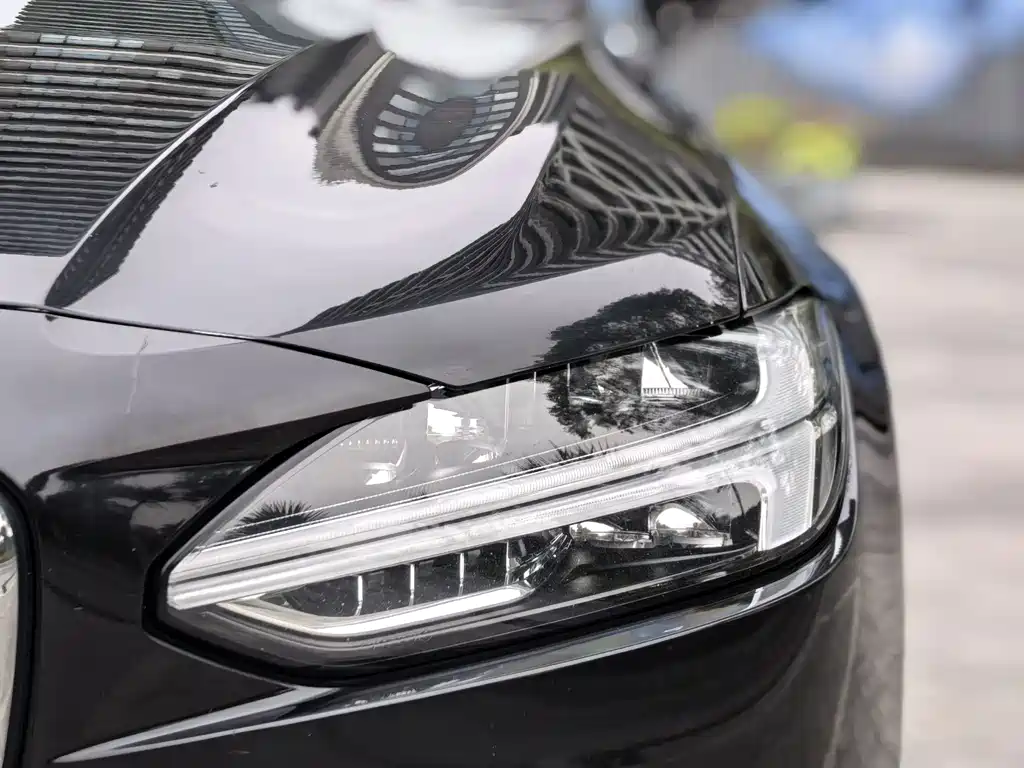 Volvo S90 — миниатюра 21