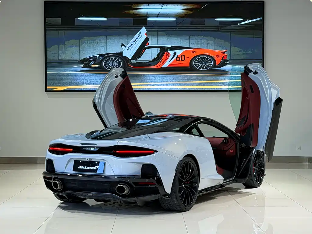 McLaren GT 2022 4.0T