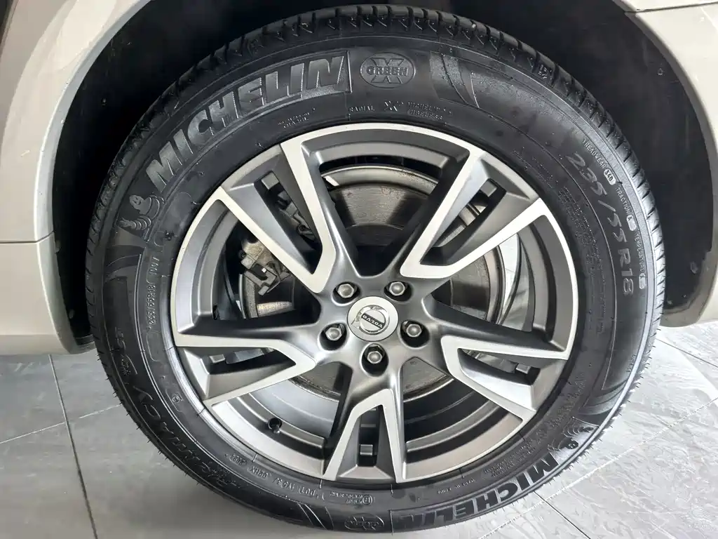Volvo V90 — миниатюра 7