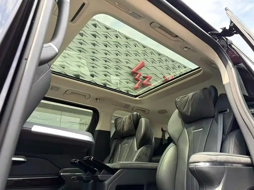 Hongqi HQ9 PHEV 2024 2.0T Luxury