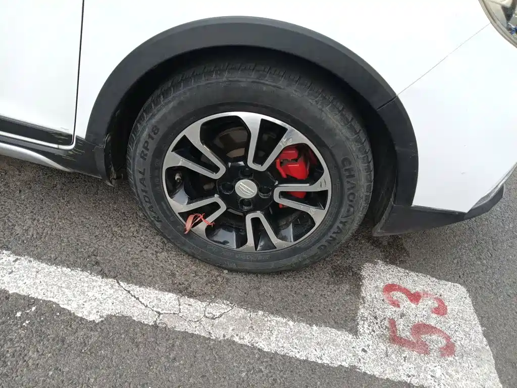 Geely Vision X3 — миниатюра 8