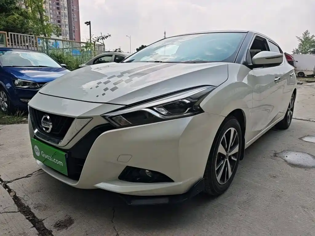 Nissan Bluebird — миниатюра 2