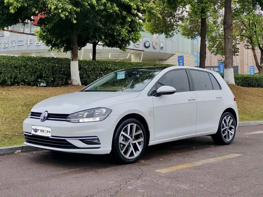 Volkswagen Golf 2020