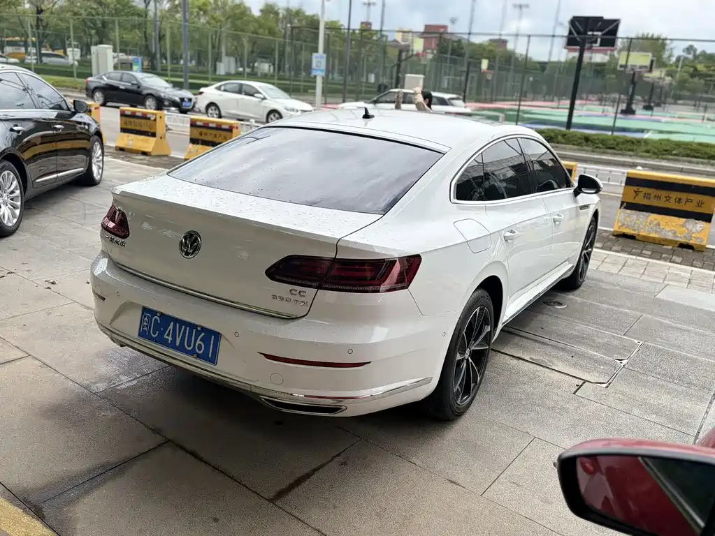 Volkswagen CC — миниатюра 5