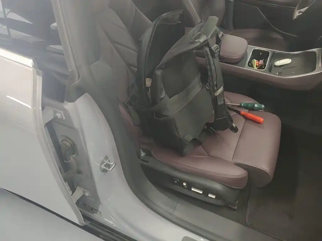 NIO ET5T — миниатюра 25
