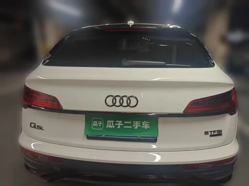 Audi Q5L Sportback — миниатюра 3