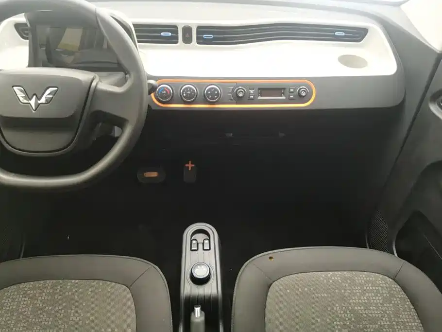 Wuling MINIEV — миниатюра 16