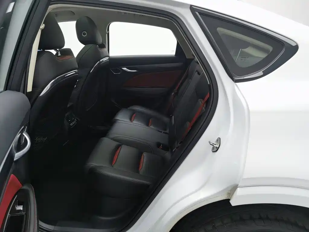 Geely Xingyue — миниатюра 15