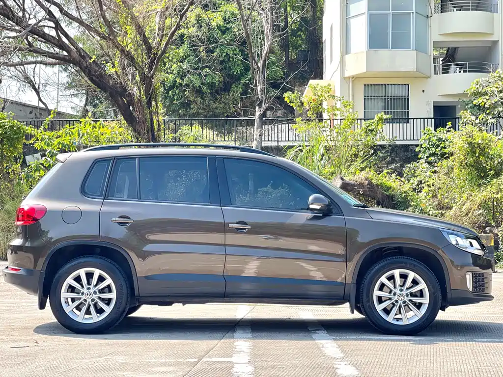 Volkswagen Tiguan — миниатюра 10