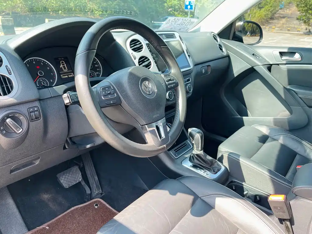 Volkswagen Tiguan — миниатюра 14