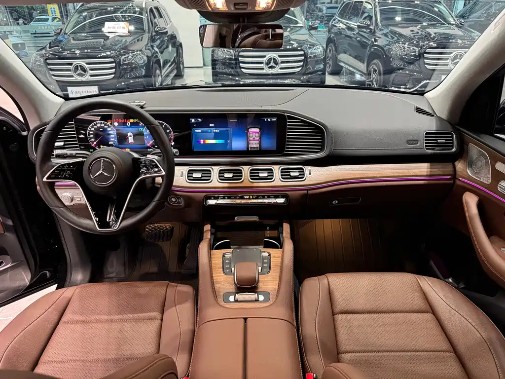 Mercedes-Benz GLE (Import) — миниатюра 9