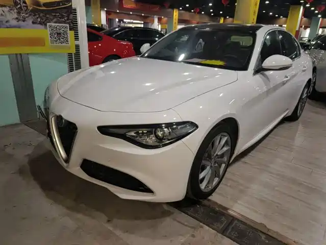 ALFA ROMEO GIULIA 2018