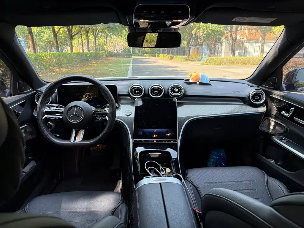 Mercedes-Benz C-Class — миниатюра 9