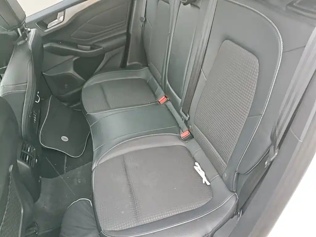 Ford Focus — миниатюра 17