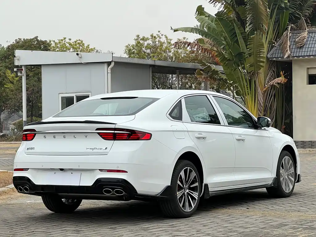 GEELY AUTOMOBILE XINGRUI