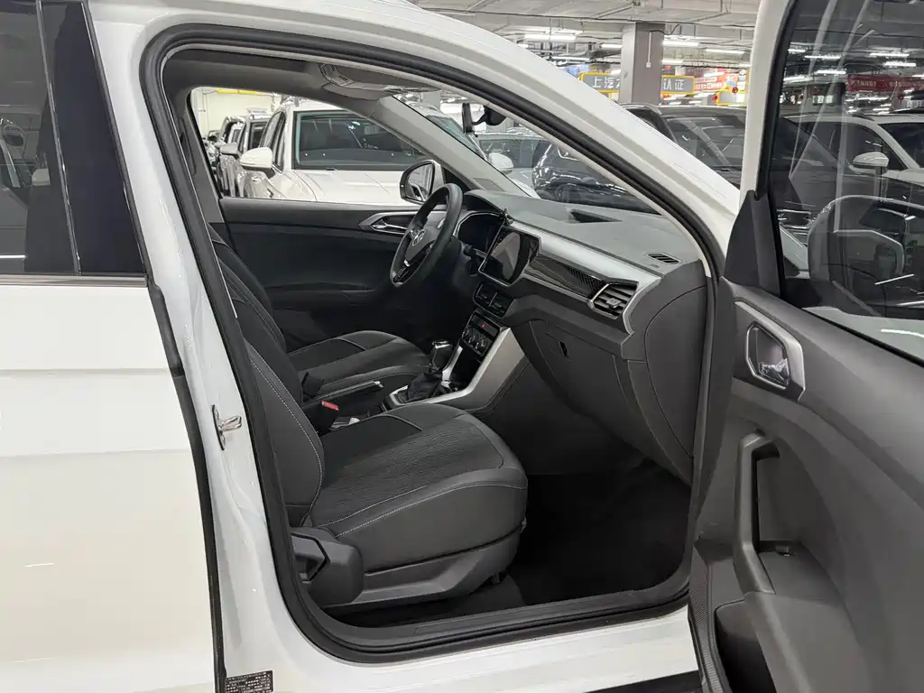 Volkswagen T-Cross — миниатюра 13