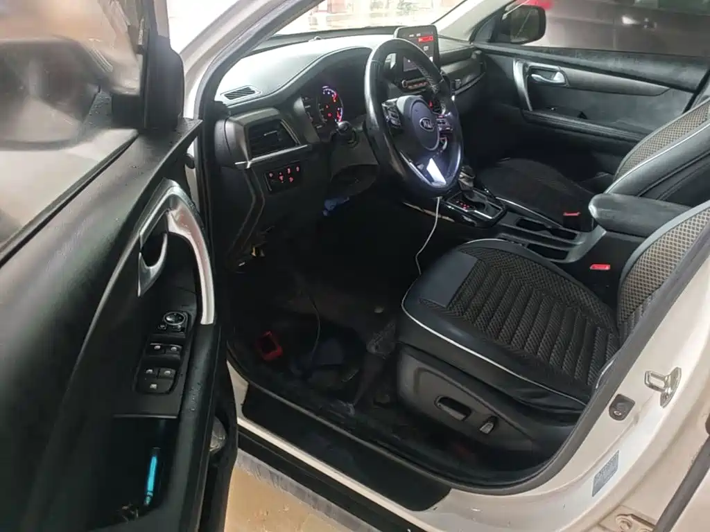 Kia Sportage — миниатюра 16