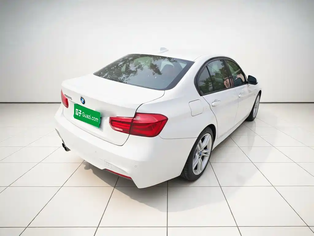 BMW 3 Series — миниатюра 4