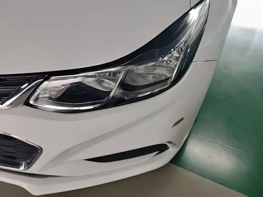 Chevrolet Cruze — миниатюра 24