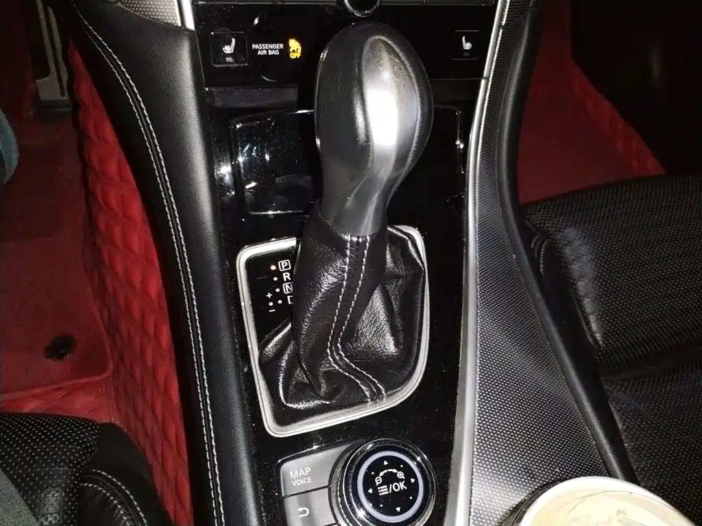 Infiniti Q50 — миниатюра 10