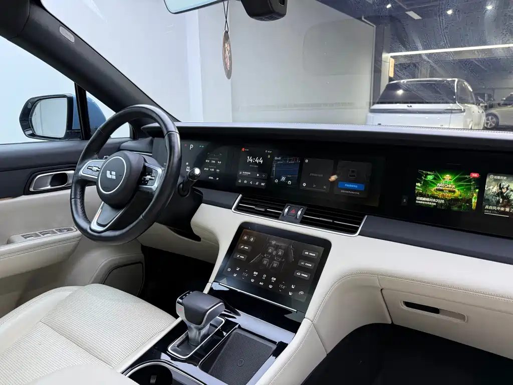Li Auto Li ONE — миниатюра 9
