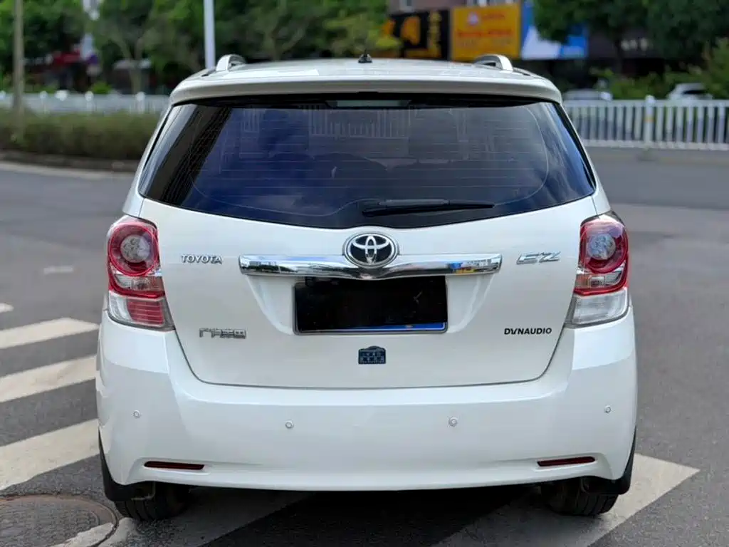 Toyota Verso — миниатюра 5