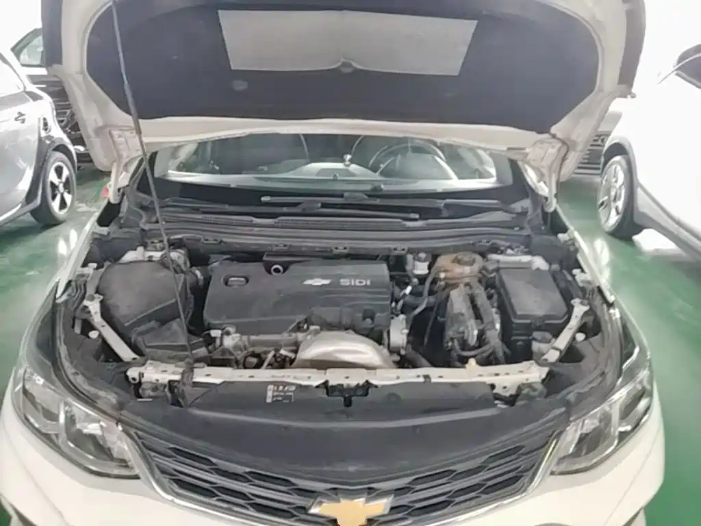 Chevrolet Cruze — миниатюра 20