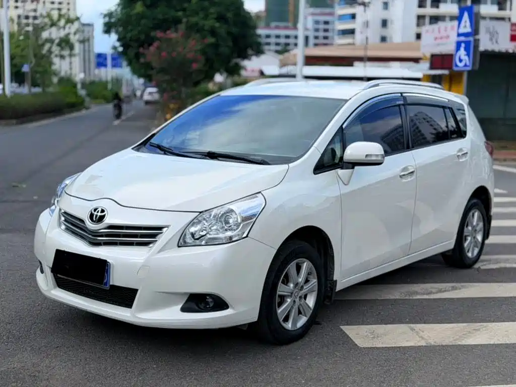 Toyota Verso — миниатюра 2